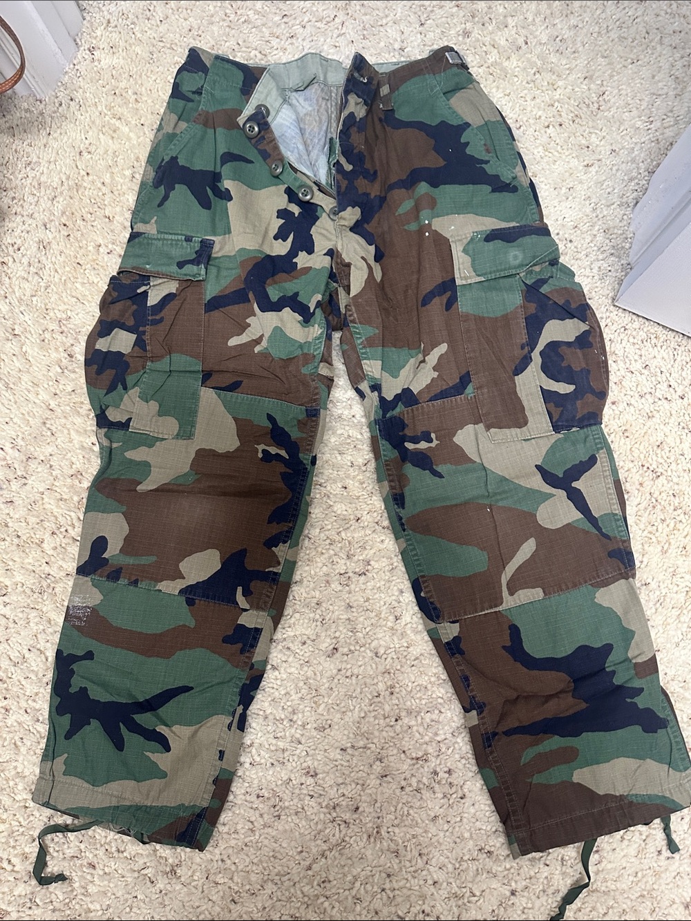 Men's Camouflage Cargo Pants - Green Woodland Camo
